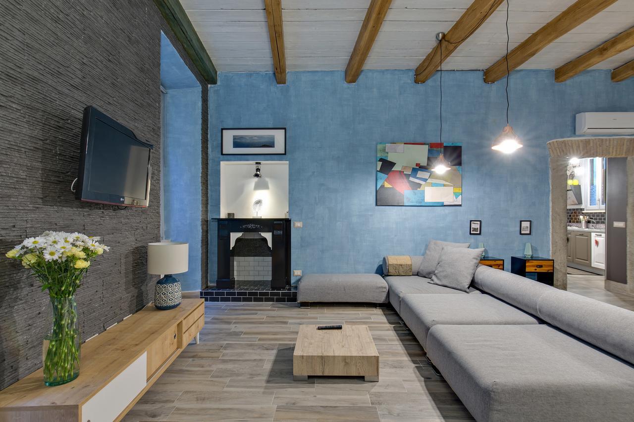 Rome As You Feel - Design Apartment At Colosseum Bagian luar foto