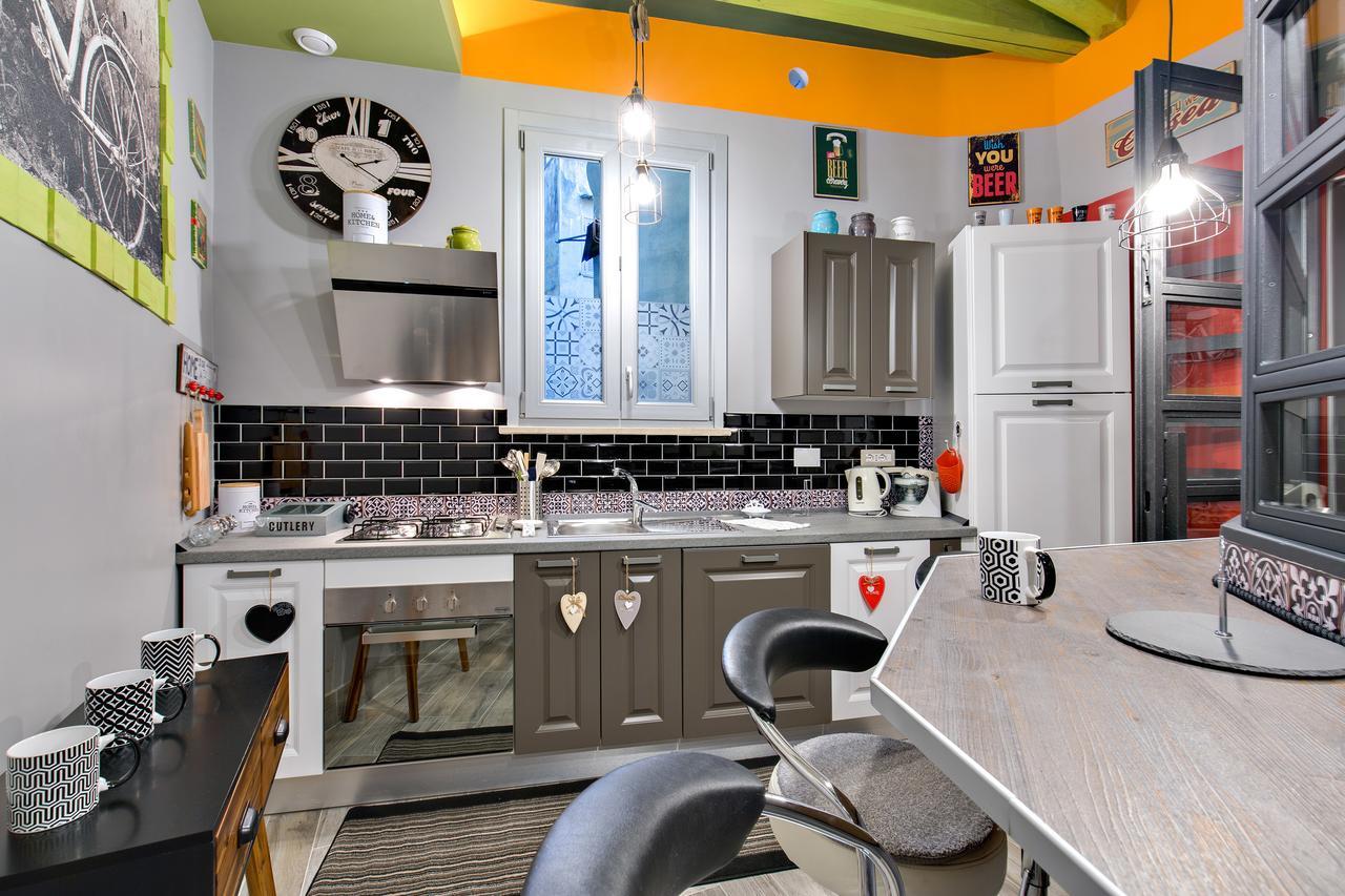 Rome As You Feel - Design Apartment At Colosseum Bagian luar foto