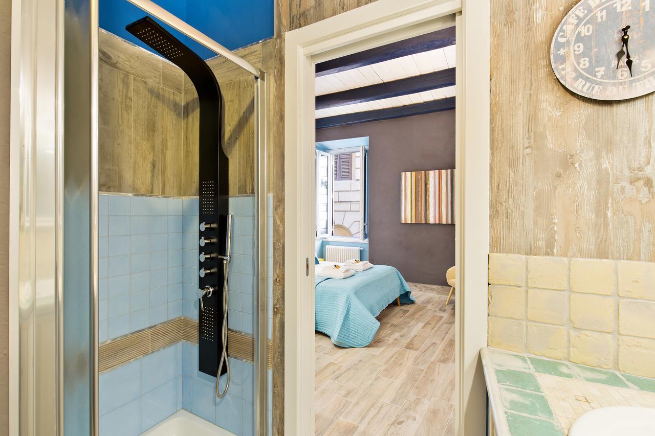 Rome As You Feel - Design Apartment At Colosseum Bagian luar foto