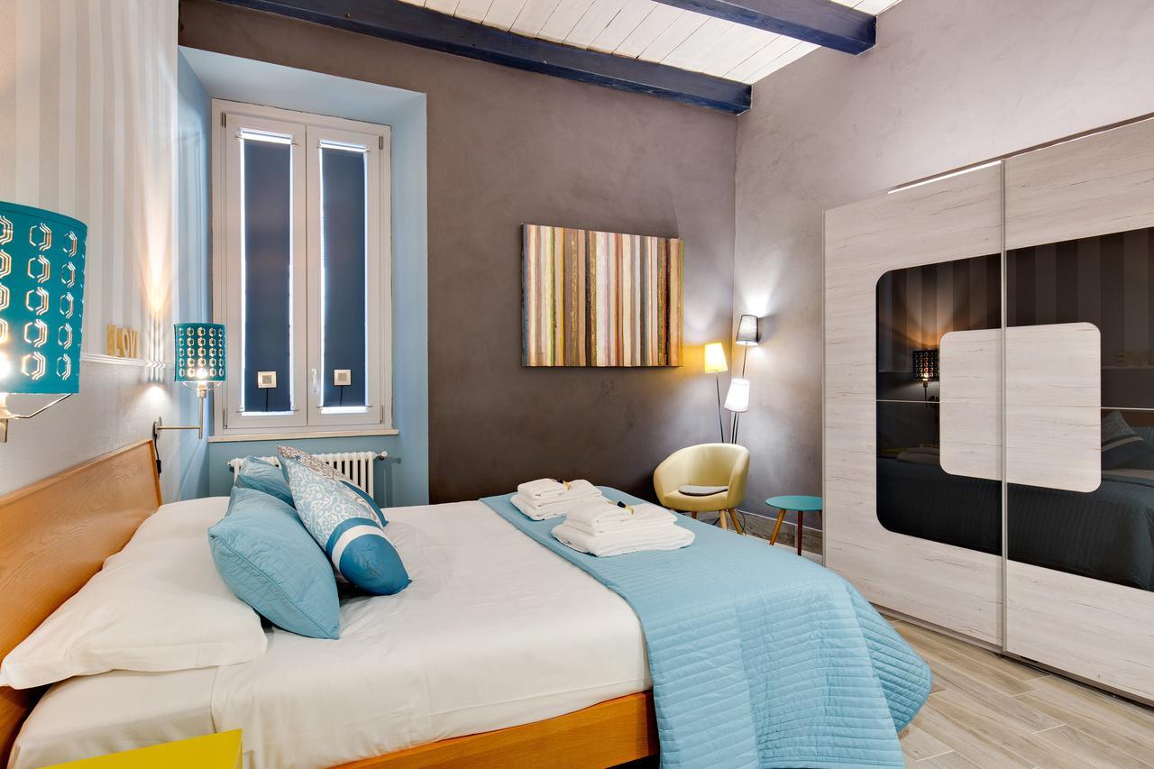 Rome As You Feel - Design Apartment At Colosseum Bagian luar foto